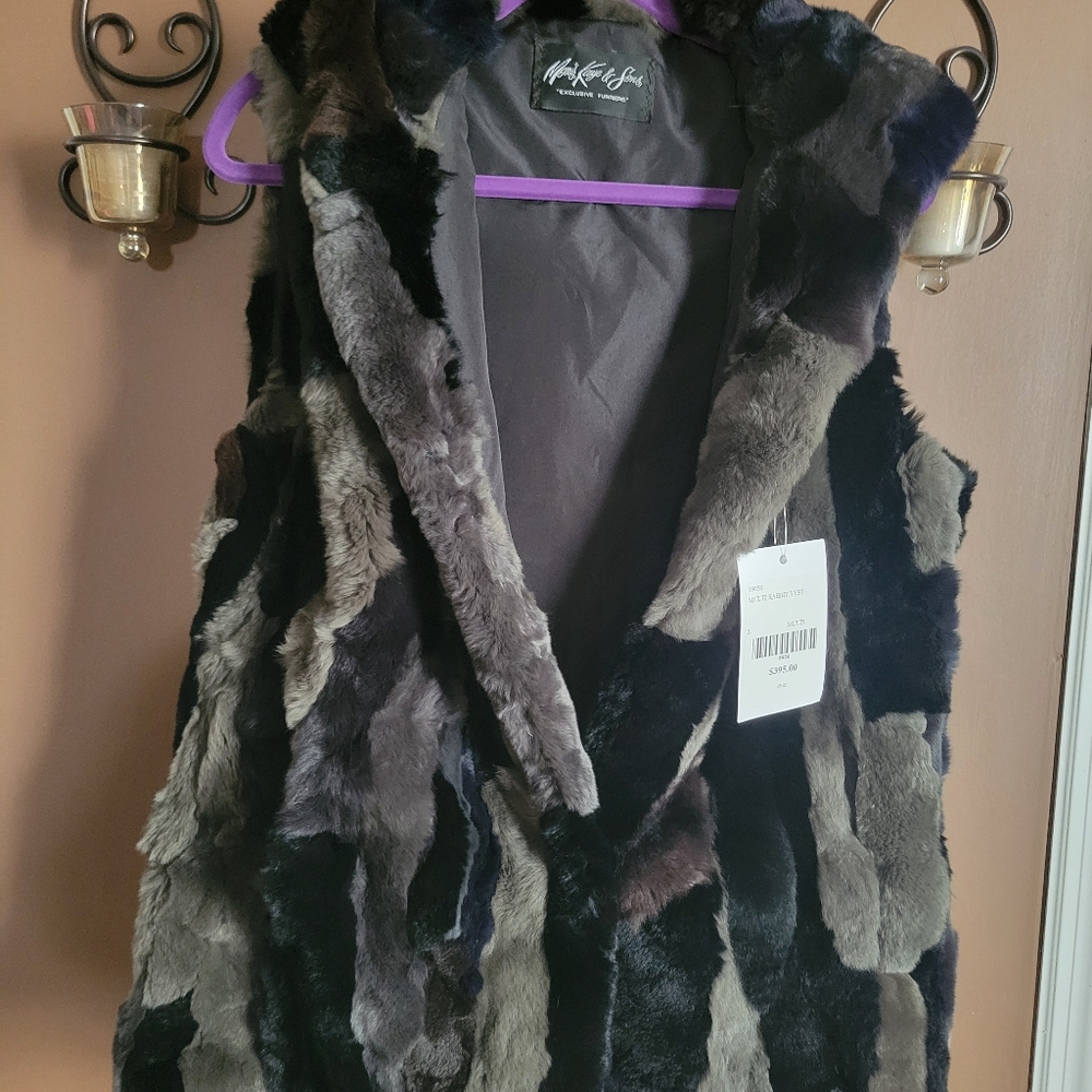 Rabbit fur Hooded vest